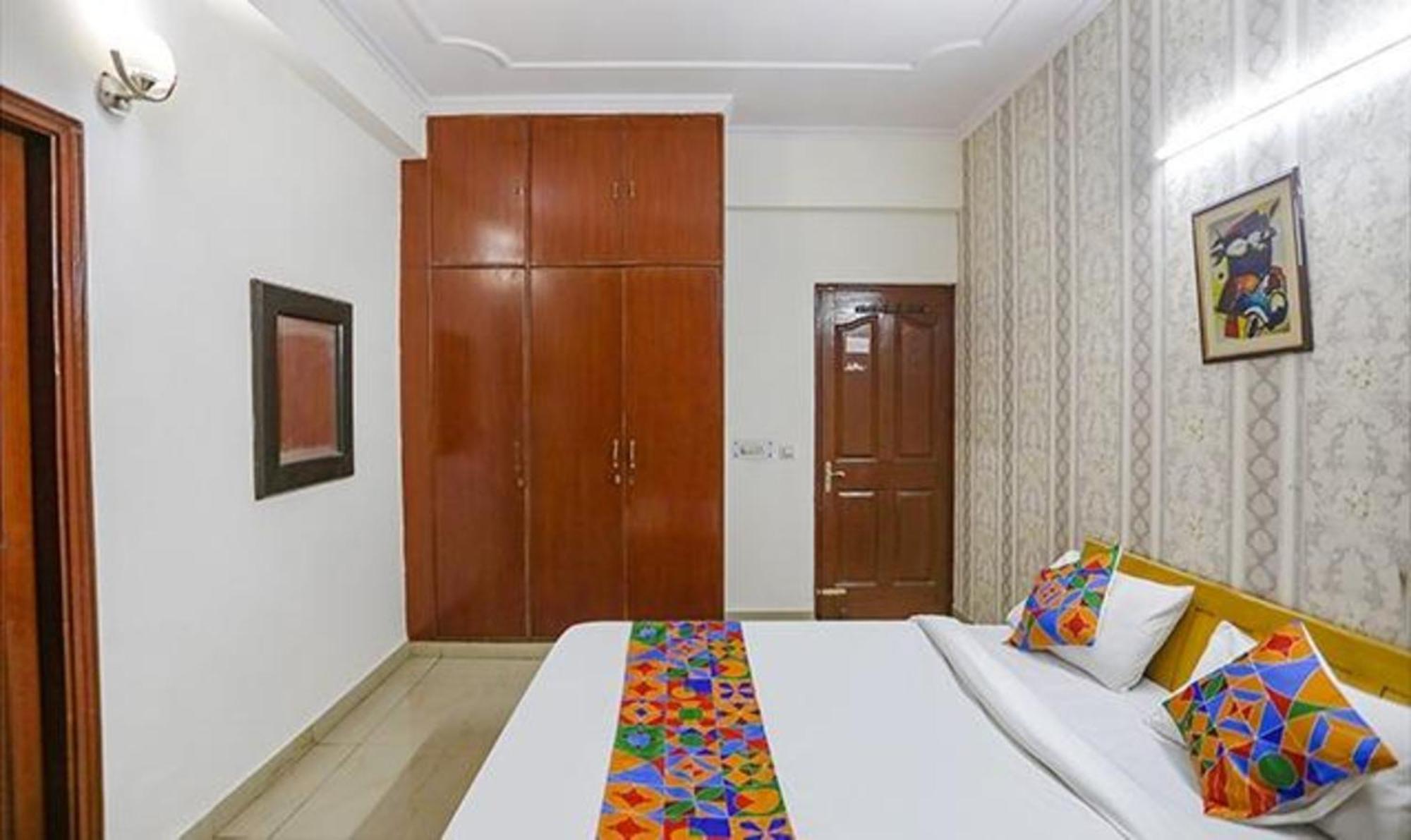 Hotel Fabexpress Ap International à Noida Extérieur photo