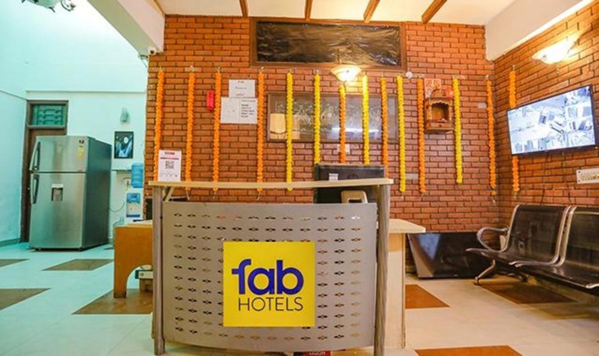 Hotel Fabexpress Ap International à Noida Extérieur photo